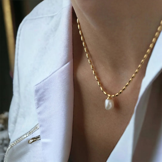 Lirja Pendant Gold Anti TarnisH Minimal Stainless Steel Necklace Trending